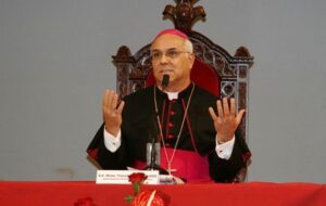 La riflessione domenicale del Presidente della CEC, Mons. Vincenzo Bertolone. “La finta vita, la vera morte”