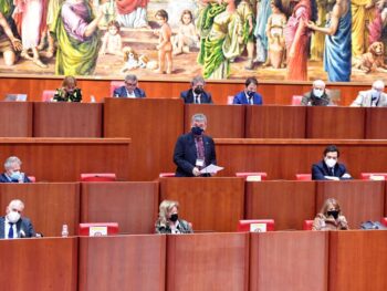 Sanità, Spirlì in Consiglio regionale: «Unica soluzione è azzeramento debito»