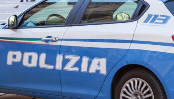 Catanzaro, la Polizia di Stato soccorre un anziano signore che si era smarrito