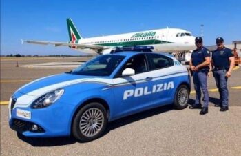 Aeroporto di Lamezia Terme, denunciato un 31enne per furto