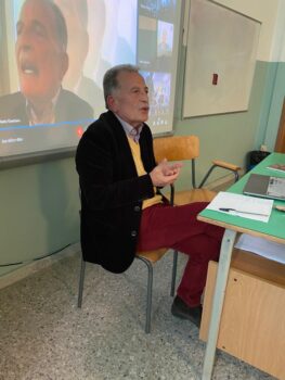 Lamezia Terme, il filosofo Romeo Bufalo al Liceo "Fiorentino"