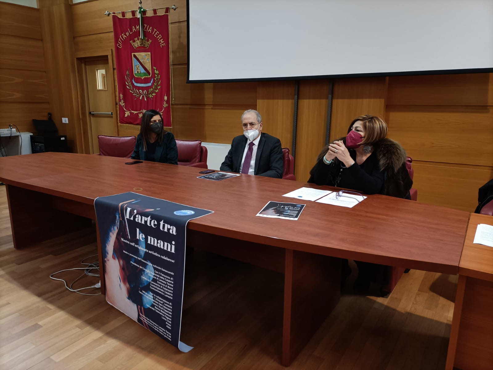L’arte tra le mani, presentata in conferenza stampa la prima edizione della mostra sull’artigianato artistico calabrese