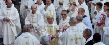 Lamezia ha il suo nuovo vescovo. Mons. Parisi: “Da qui in poi un bel cammino di chiesa profetica”
