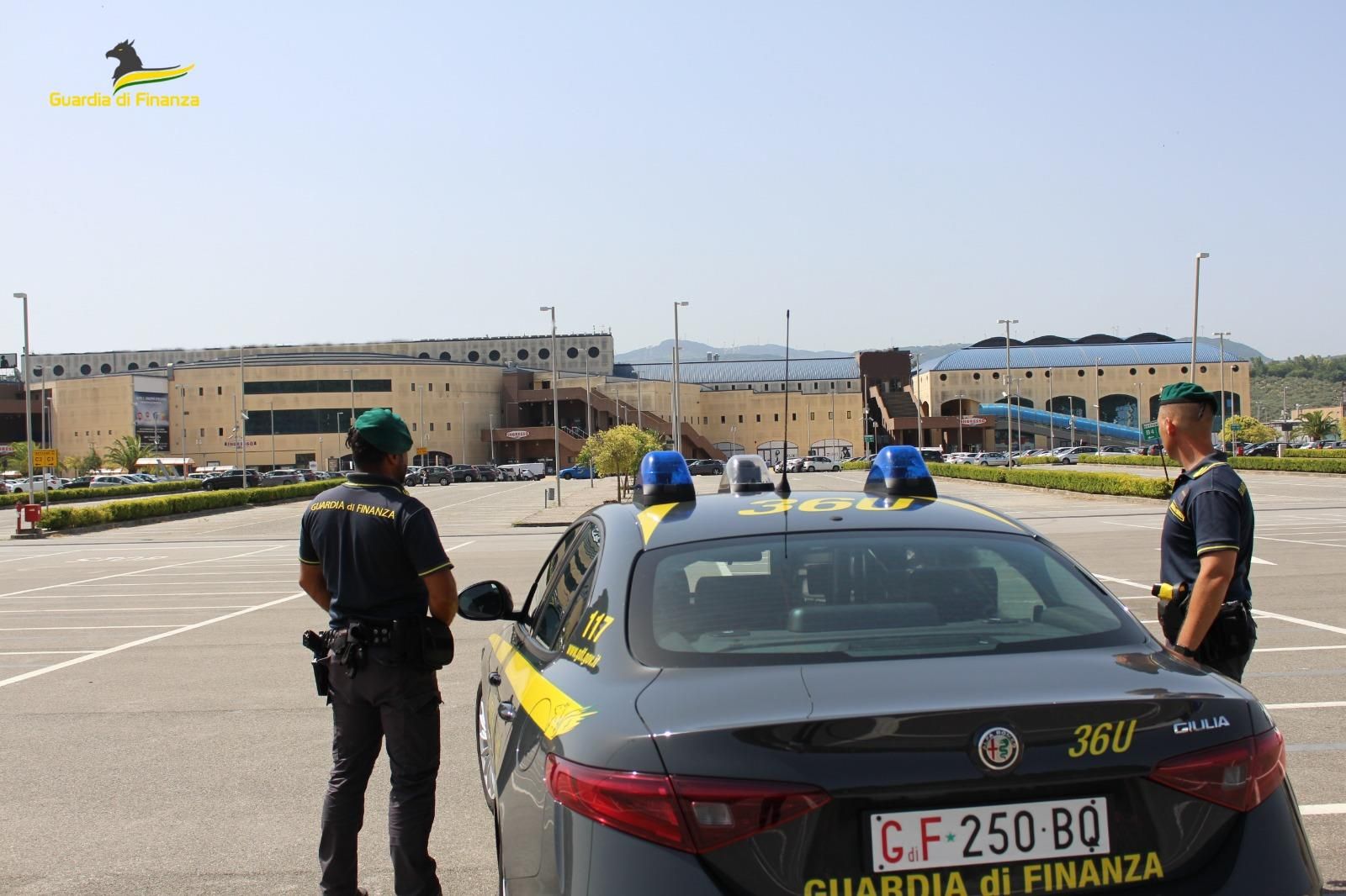 Operazione “Mari Neri”, sfruttamento ai danni di 79 dipendenti, sequestro preventivo di 665.000 euro a gruppo imprenditoriale lametino settore grande distribuzione Operazione “Mari Neri”, sfruttamento ai danni di 79 dipendenti, sequestro preventivo di 665.000 euro a gruppo imprenditoriale lametino settore grande distribuzione