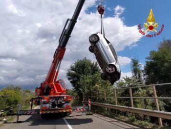 Auto finisce in scarpata, muore giovane lametino mentre andava a lavoro