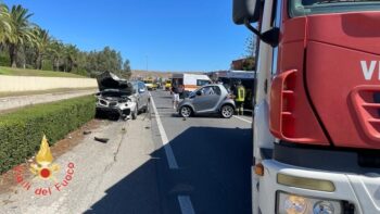 Incidente stradale a Crotone, tre feriti e un morto