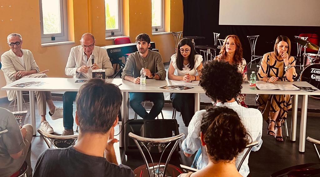 Nasce Calabria in Fabula, storie di un tempo con gli occhi del teatro di oggi
