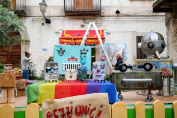 I Robottini dell’artista Massimo Sirelli in “Summer Limited Edition”, la serie tv del regista Mario Vitale