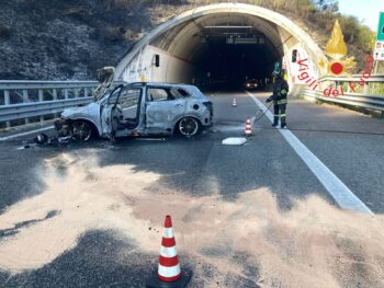 Incidente stradale su A2 ad Altilia Grimaldi, due feriti