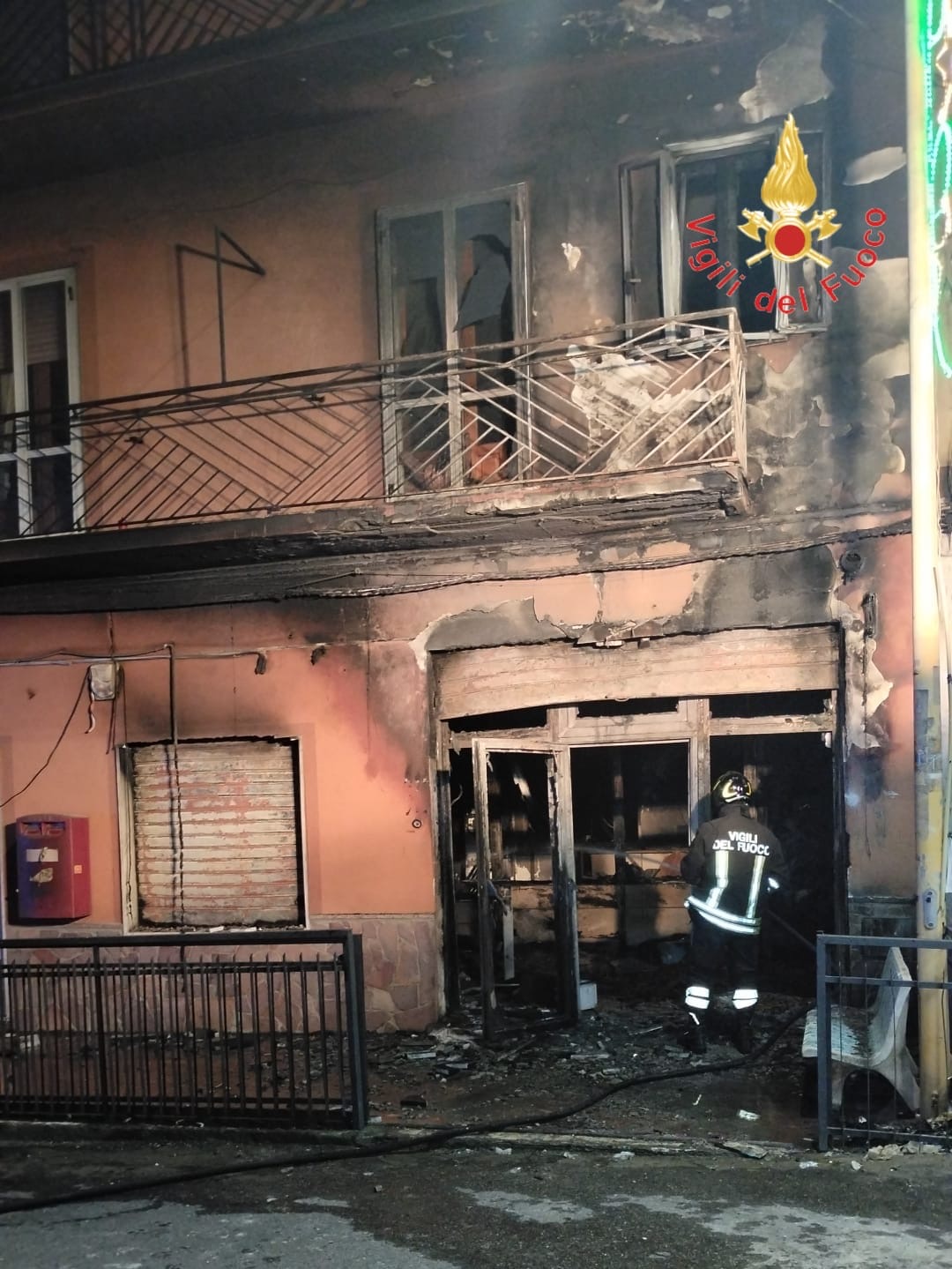 Distrutto da un incendio ufficio postale nel cosentino 5e505dc8 Cf43 4ffe B58c 3e80a01dc6fe