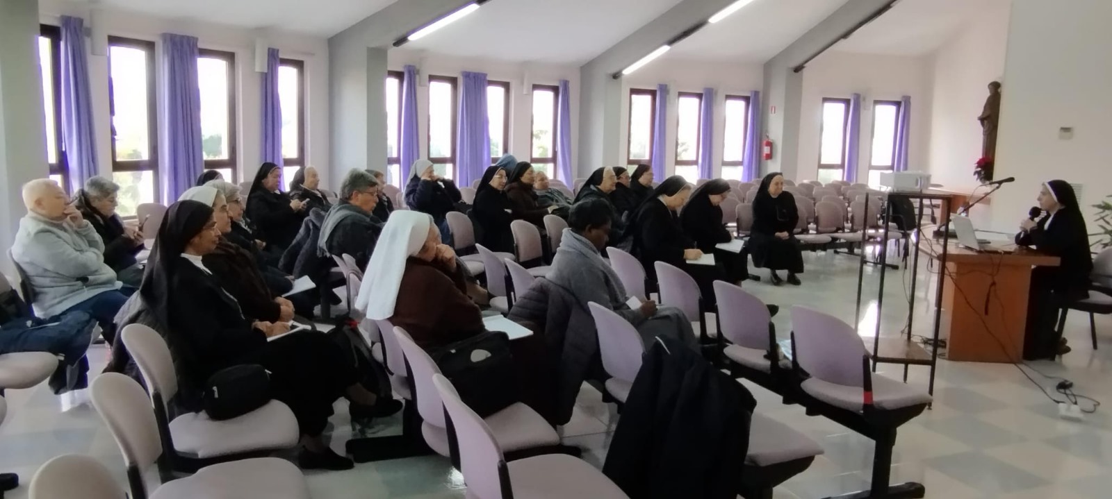 Tutela dei minori in Calabria: il SRTM approfondisce le sue competenze e responsabilità Immagine Whatsapp 2023 12 19 Ore 08.43.08 28d32f18