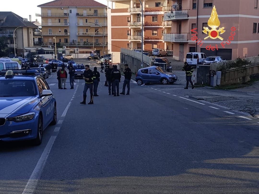 Lamezia Terme, incidente stradale in via Guzzi, muore ragazza di 26 anni Lamezia Terme, incidente stradale in via Guzzi, muore ragazza di 26 anni