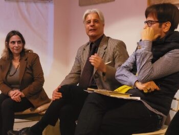 Lamezia Terme, nel laboratorio d’arte di Rosella Cerra l’evento ''Eva e Adamo. La contrapposizione fra matriarcato e patriarcato''