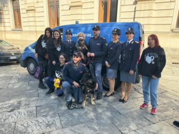 La Polizia di Stato di Reggio Calabria adotta un cane dal canile municipale: da oggi Lisa entra a far parte della famiglia dei Cinofili