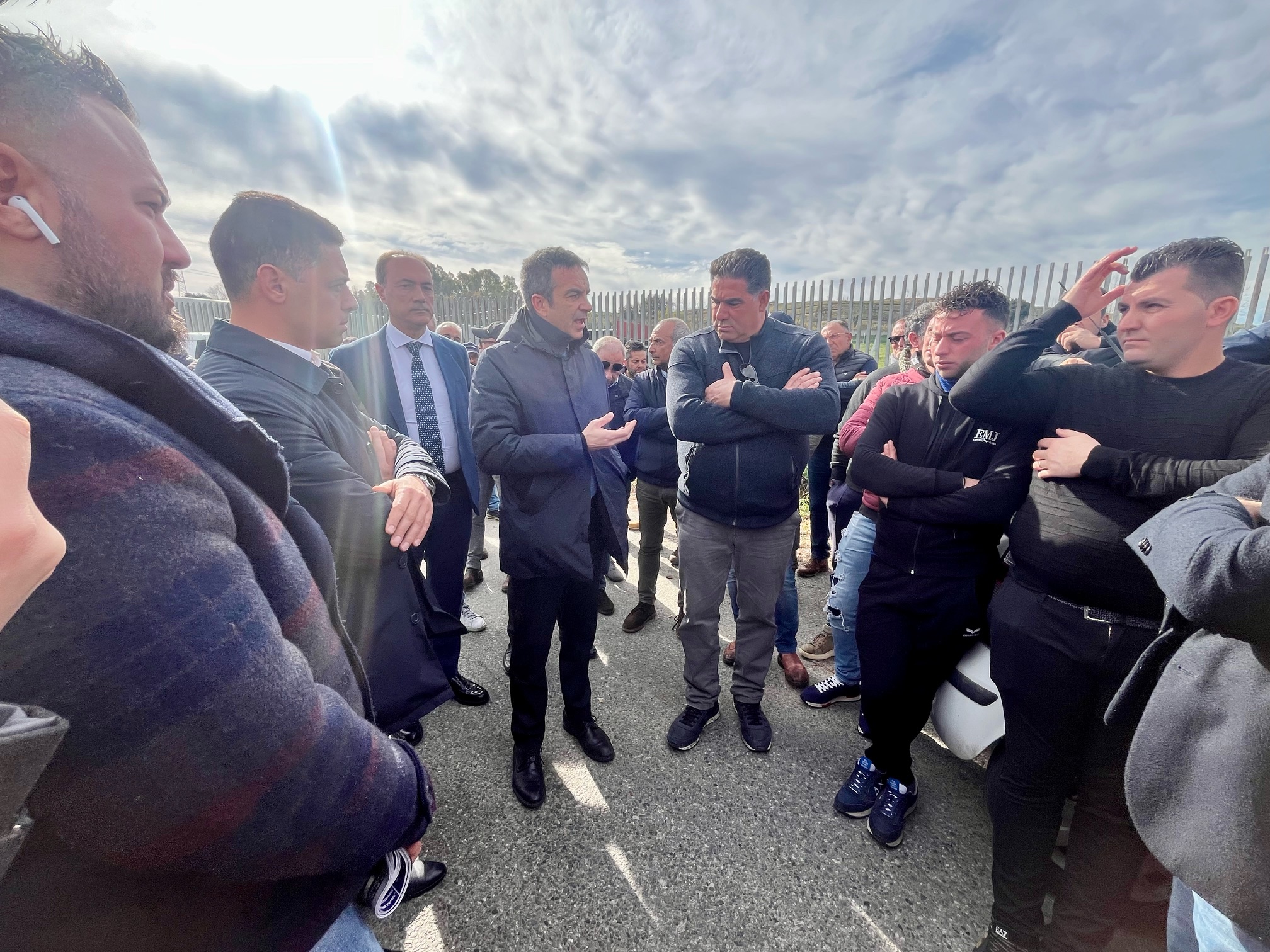 Protesta trattori: Occhiuto, subito tavolo Regione-agricoltori, pronti a valutare interventi