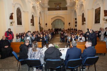 Presentato a Lamezia il libro “Le erbe di San Francesco”, strepitoso successo di pubblico