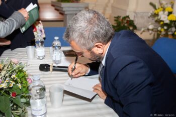 Presentato a Lamezia il libro “Le erbe di San Francesco”, strepitoso successo di pubblico