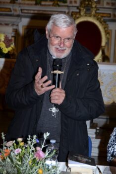 Presentato a Lamezia il libro “Le erbe di San Francesco”, strepitoso successo di pubblico
