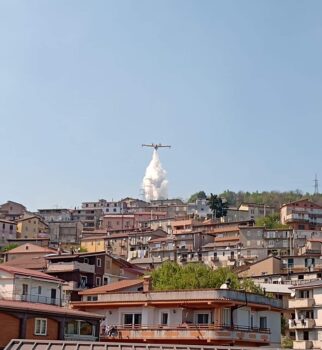 Giornate di caldo, incendi di vegetazione nel catanzarese