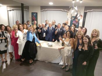 Cerimonia del Passaggio di Campana del Lions Club Lamezia Terme. Davide Gambarotti ha ufficialmente assunto il ruolo di Presidente Incoming