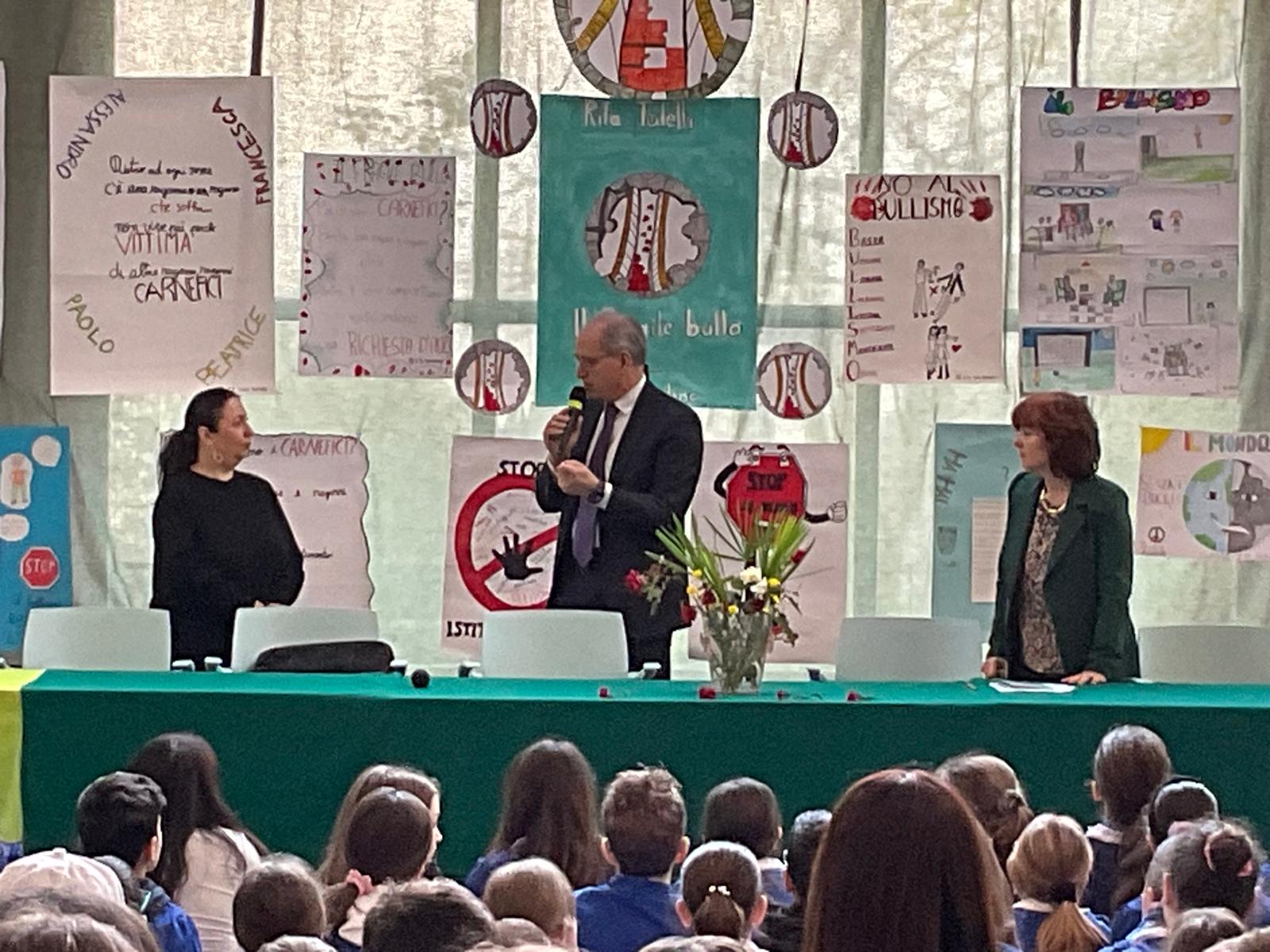 Lamezia, i bambini della primaria dell’IC Ardito Don Bosco incontrano l’autrice del libro “Il fragile bullo”