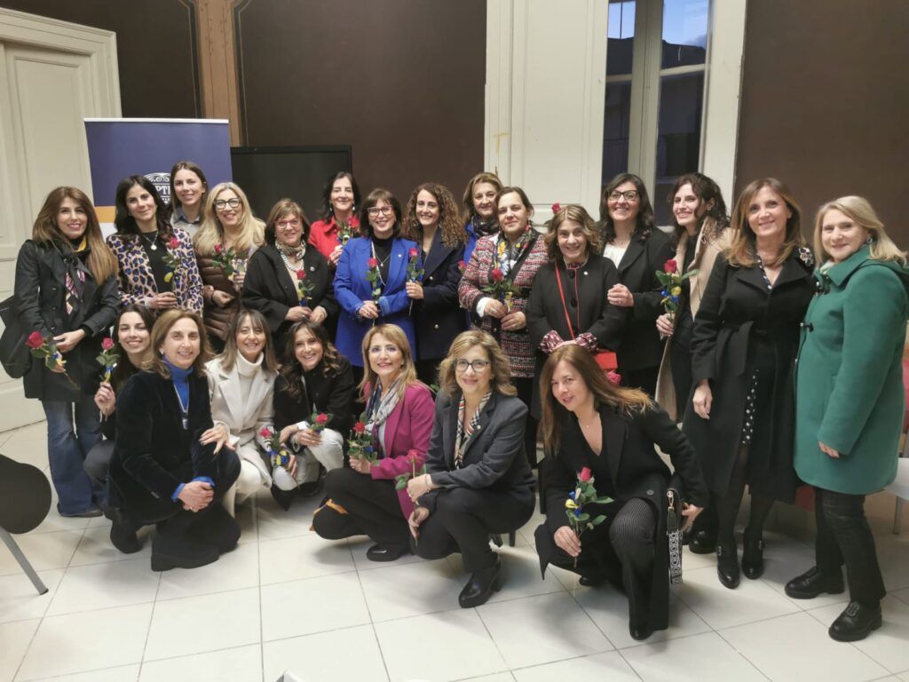 Il racconto delle corsiste lametine che in passato hanno partecipato al corso gratuito sulla 'Leadership al femminile' alla Bocconi di Milano