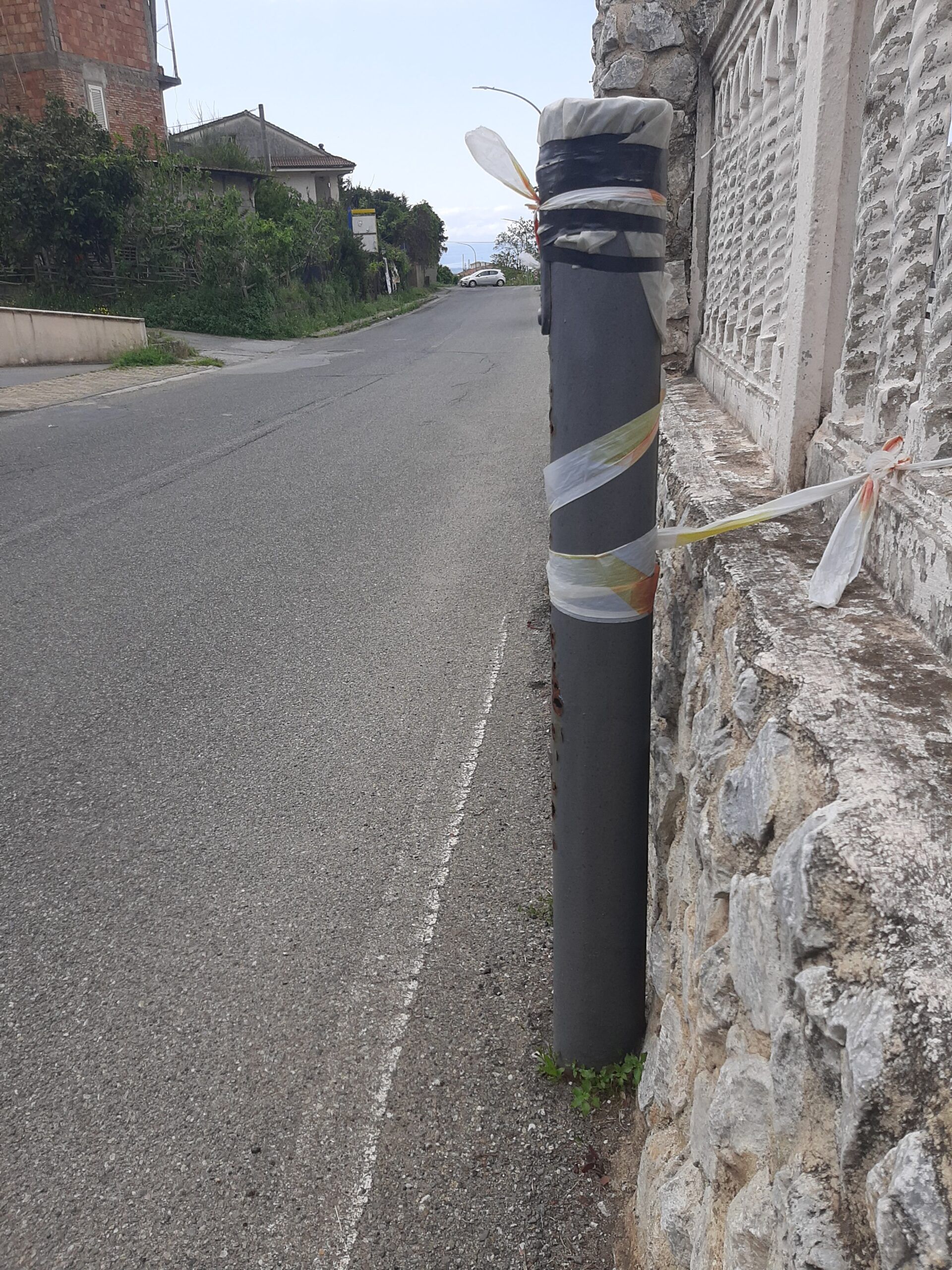 Lamezia, Massimo Cristiano: “Ripristinare i pali della pubblica illuminazione nella Frazione di Caronte” Lamezia, Massimo Cristiano: “Ripristinare i pali della pubblica illuminazione nella Frazione di Caronte”