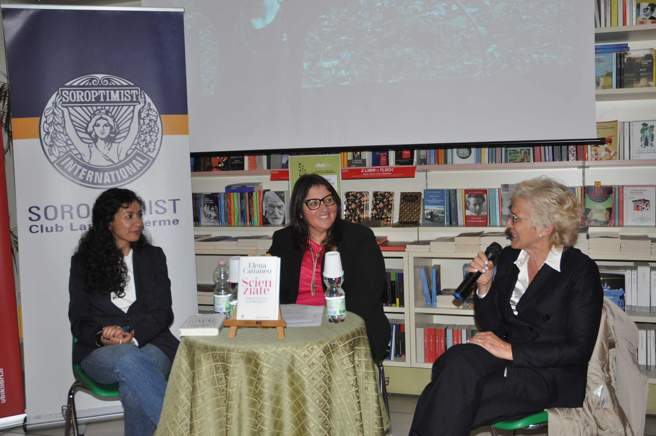 La senatrice a vita e neuroscienziata Elena Cattaneo a Lamezia parla di gender gap e del contributo delle donne nel mondo della scienza e della ricerca 