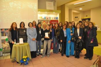 La senatrice a vita e neuroscienziata Elena Cattaneo a Lamezia parla di gender gap e del contributo delle donne nel mondo della scienza e della ricerca 