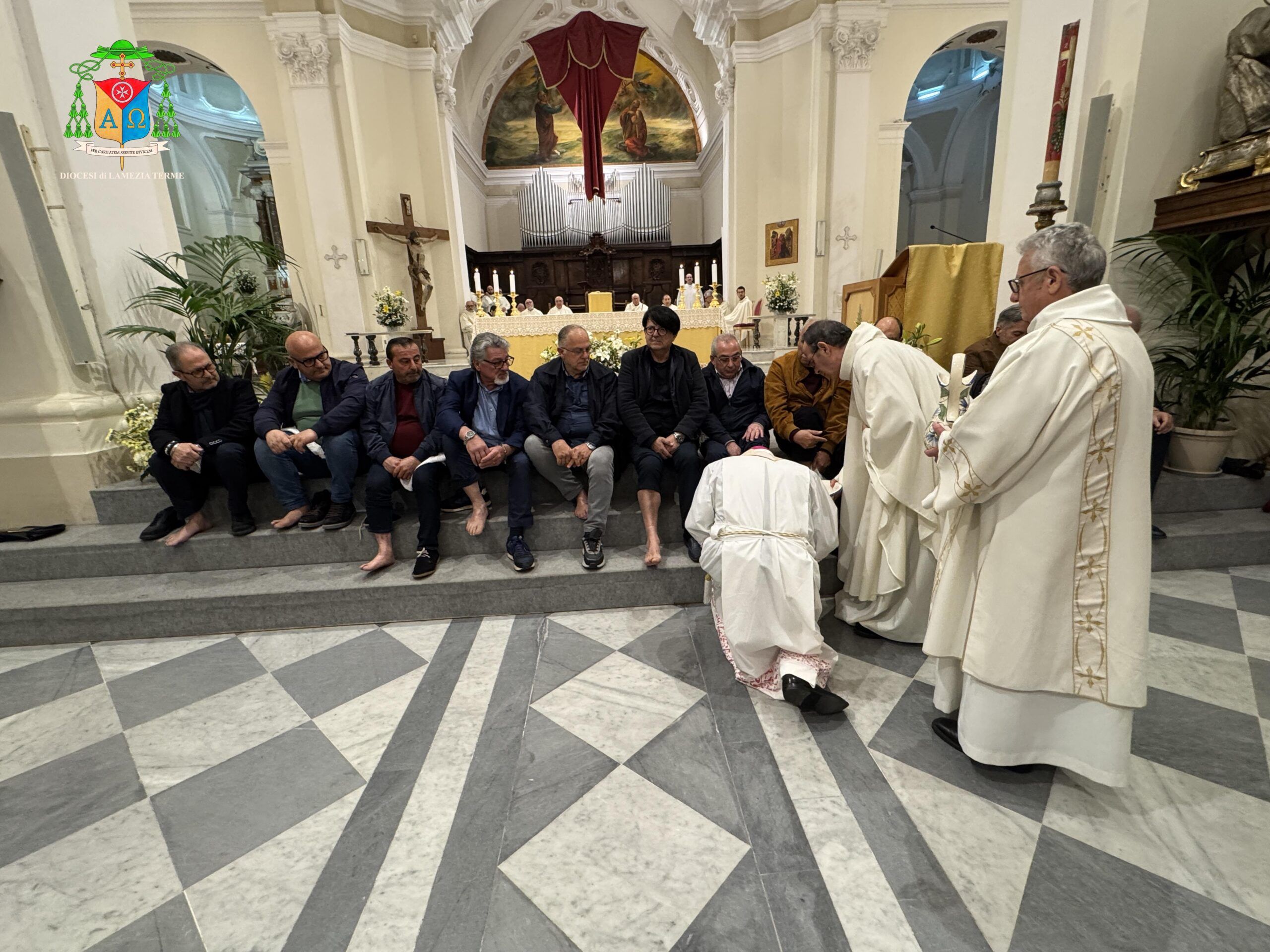Lamezia, il vescovo Parisi celebra la Messa in Coena Domini