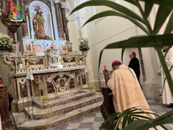 Lamezia, il vescovo Parisi celebra la Messa in Coena Domini
