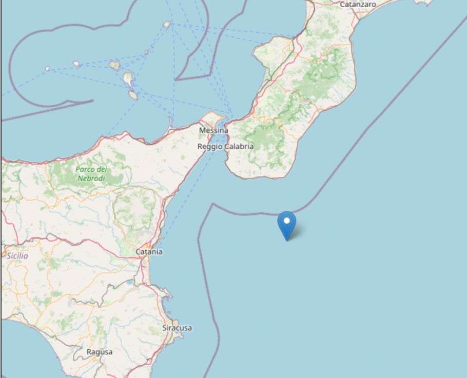 Scossa di magnitudo 4.8 tra Calabria e Sicilia