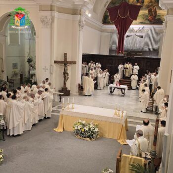 Lamezia, Giovedì Santo: mons. Parisi celebra la Messa Crismale