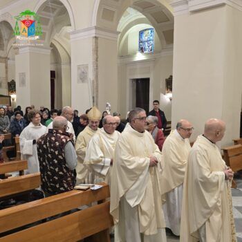 Lamezia, Giovedì Santo: mons. Parisi celebra la Messa Crismale