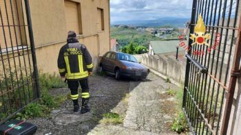 Catanzaro, anziano muore investito dalla propria auto