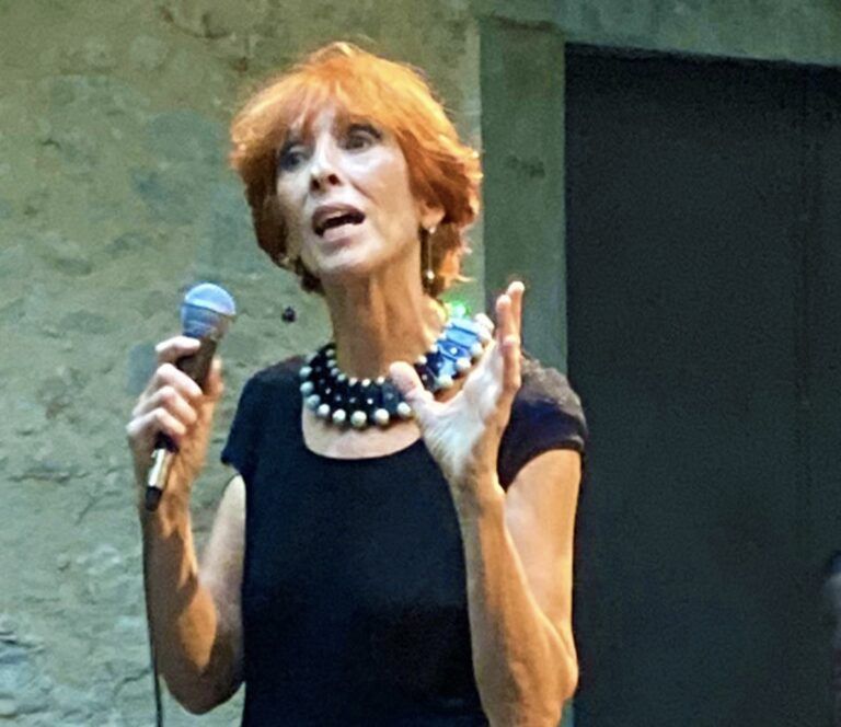 Caterina Perrone, fiorentina, vince la Sesta Edizione del Premio Dario Galli con il romanzo 'Nessuno è solo se stesso'