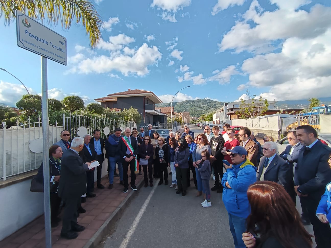 Lamezia, intitolata una strada a Pasquale Torchia, insegnante e Cavaliere della Repubblica