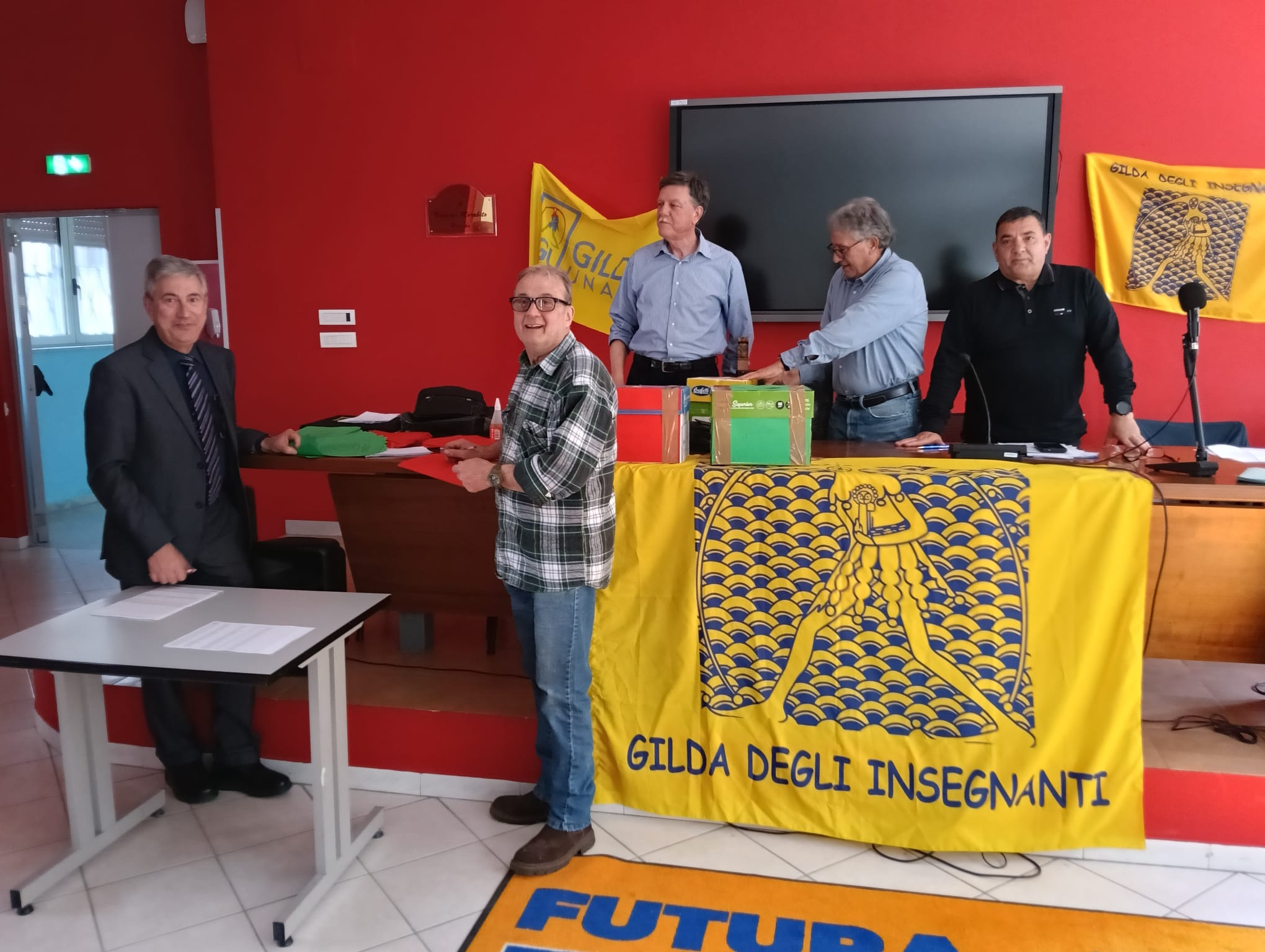 Lamezia, congresso provinciale della Gilda degli insegnanti, Tindiglia riconfermato coordinatore 