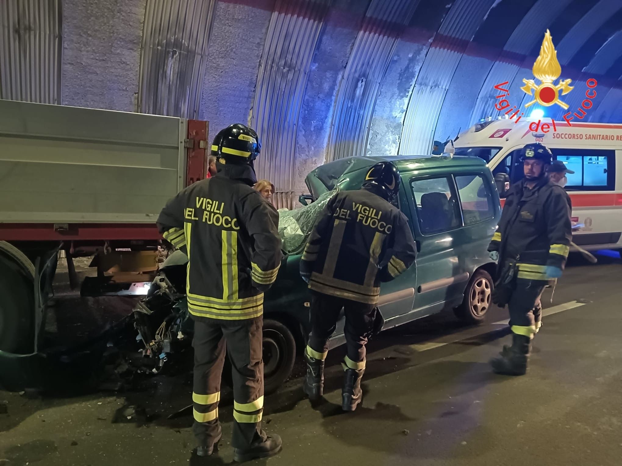 Grave incidente stradale sulla Ss280 direzione Lamezia, due morti