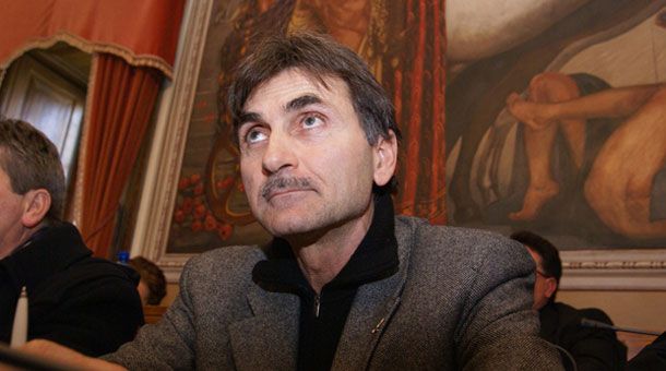 L’autore lametino Giandomenico Crapis alla Sala Borsa di Bologna presenta il saggio storico “La democrazia non è un talk show”
