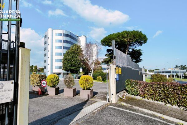 Sequestro preventivo da oltre 500mila euro: beni immobili, denaro e disponibilità finanziarie nel mirino della Guardia di Finanza di Reggio Calabria