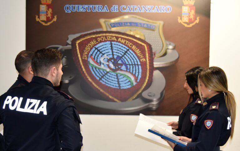 Catanzaro, due D.A.C.U.R. emessi dal Questore contro soggetti autori di condotte socialmente pericolose