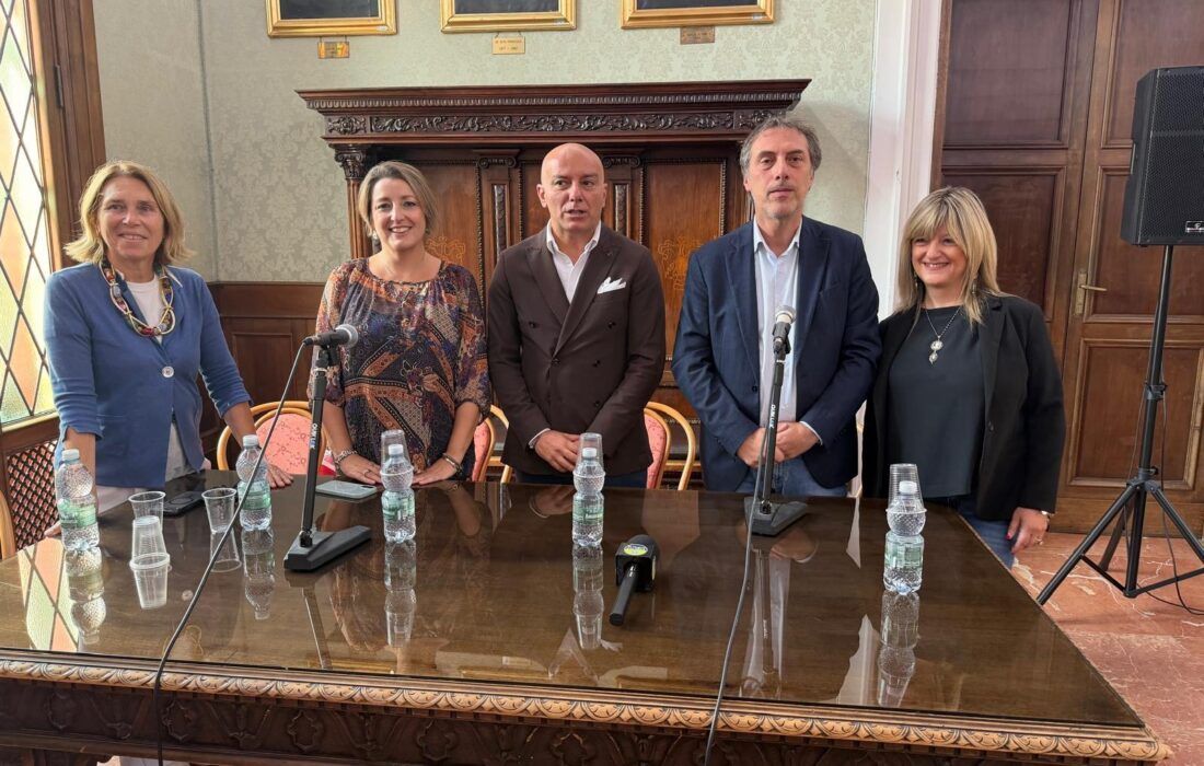 Catanzaro, “Carpe Wine in the City”: la terza edizione inaugura gli eventi sulla nuova isola pedonale di Corso Mazzini