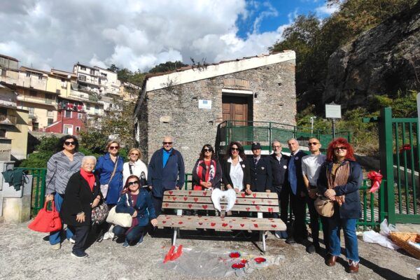 Lamezia, ricordata Adele Bruno, emozione al Mulino di San Teodoro. I bambini colorano la memoria