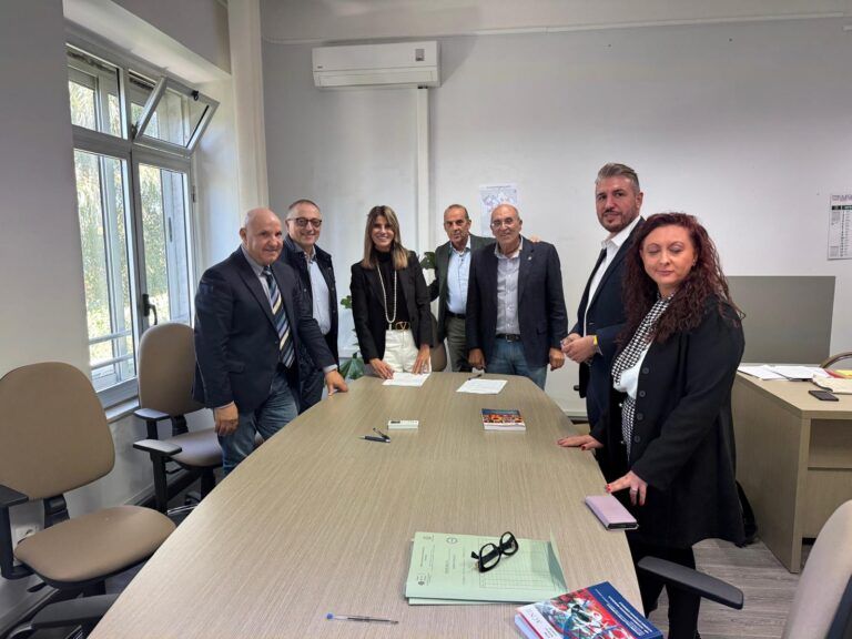 Campagna antinfluenzale, De Nardo (FIMMG CZ): “I medici di medicina generale in campo a tutela dei cittadini e delle persone fragili”
