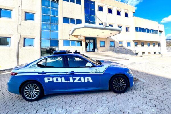 Lamezia, contrasto allo spaccio di sostanze stupefacenti: due arresti