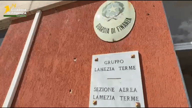 Lamezia, sequestrati beni per circa 800.000 euro a un affiliato della cosca locale: tre terreni, una villa e tre imprese